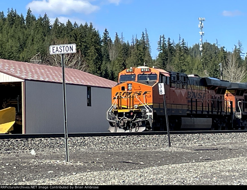 BNSF 6751 East